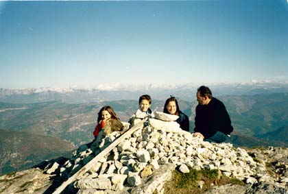 Altitude : 1589 m