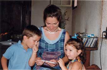 Isa, Loic et Elise à Maraval en 1998